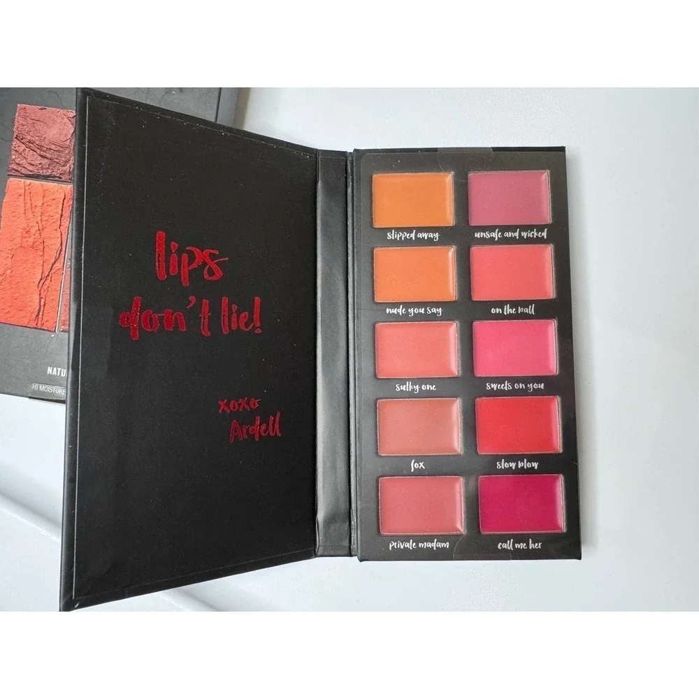Ardell Pro Lipstick Palette 10 Moisture Lipsticks 